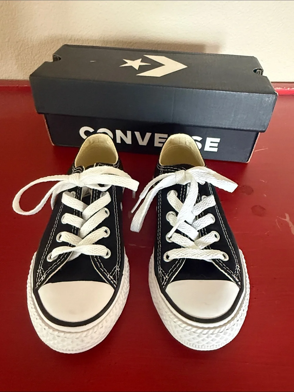Converse classic low
